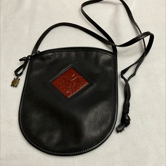 Turtle Ridge Black Leather purse - Picture 1 of 4